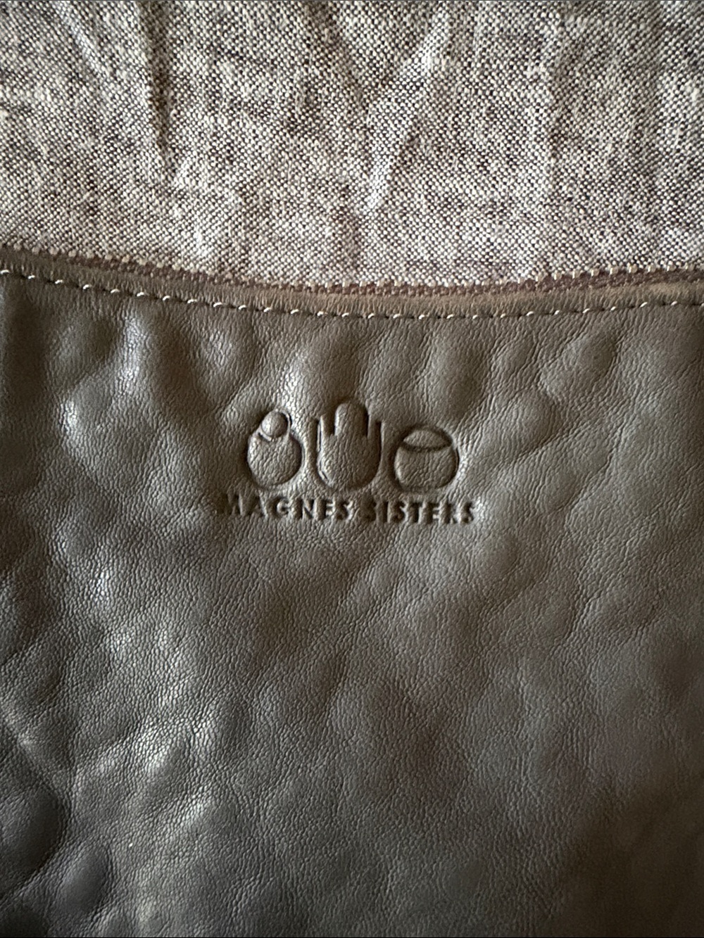 RARE Vintage | Magnes Sisters | Distressed Leather "Grey Moon" Hobo Shoulder Bag - Picture 3 of 11